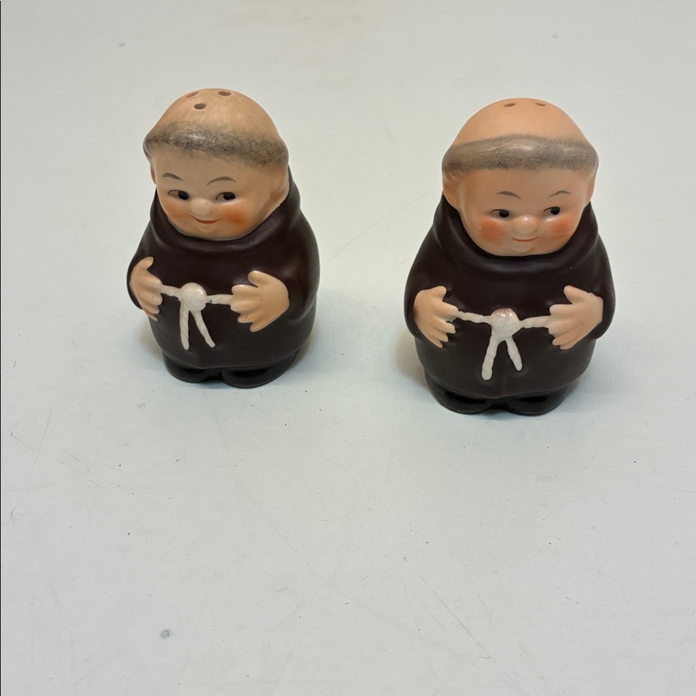 Vintage Goebel Friar Tuck Clergy Monk Salt & Pepper Shakers W Germany
